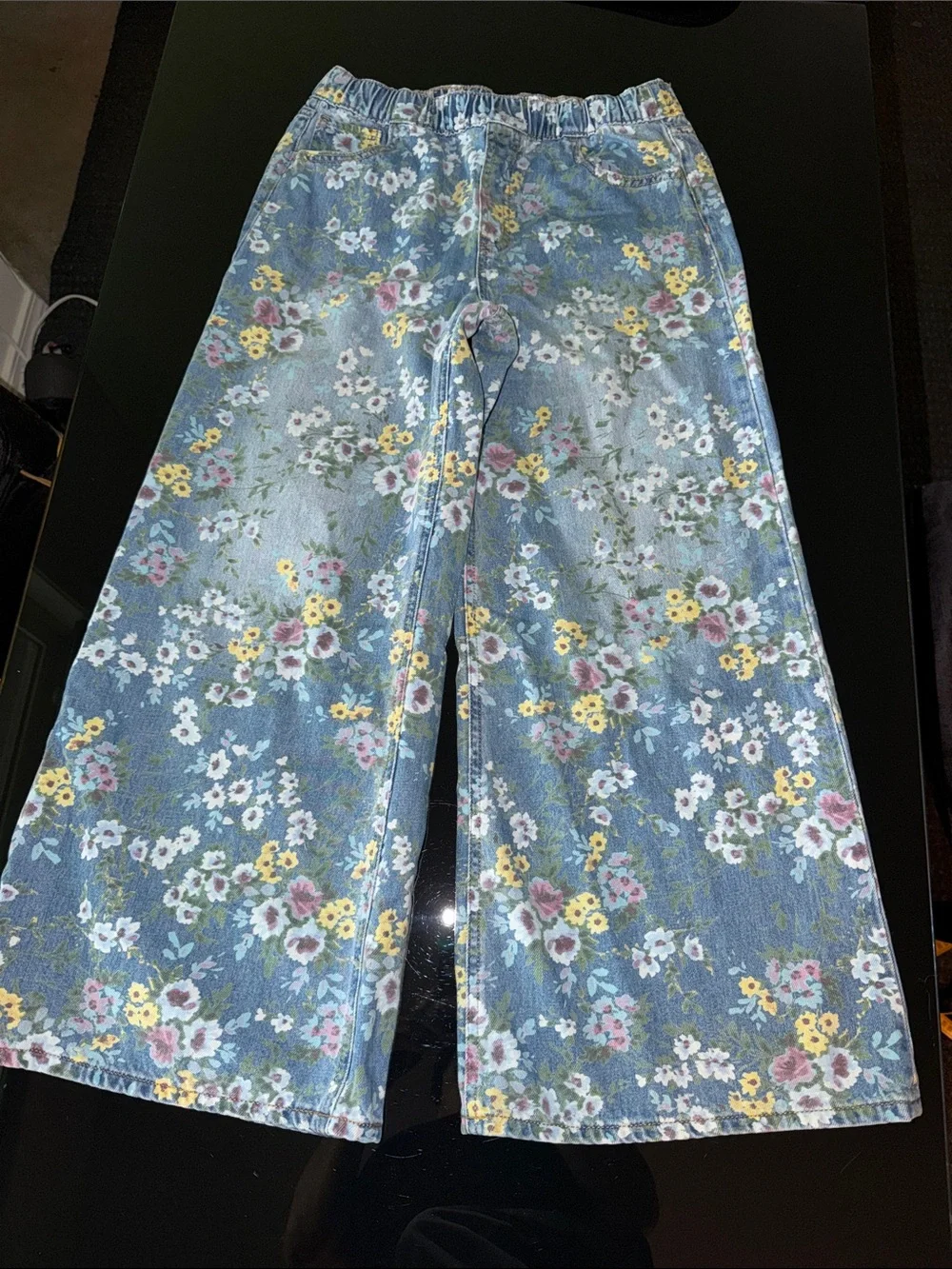 GAP Floral Wide-Leg Jeans in Light Blue